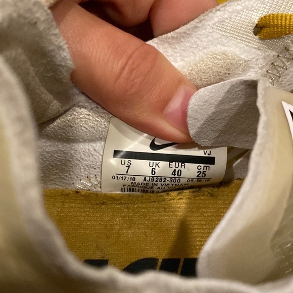 Nike ZOOM FLY SP "Dark Citron" Running Shoes - Picture 8 of 8